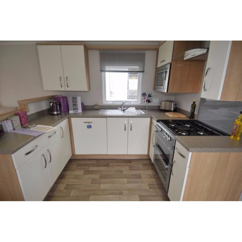 LUXURY STATIC CARAVAN FOR SALE IN NORTH WALES- 3 BEDROOM- VERANDA AND SITE FEES INCLUDED