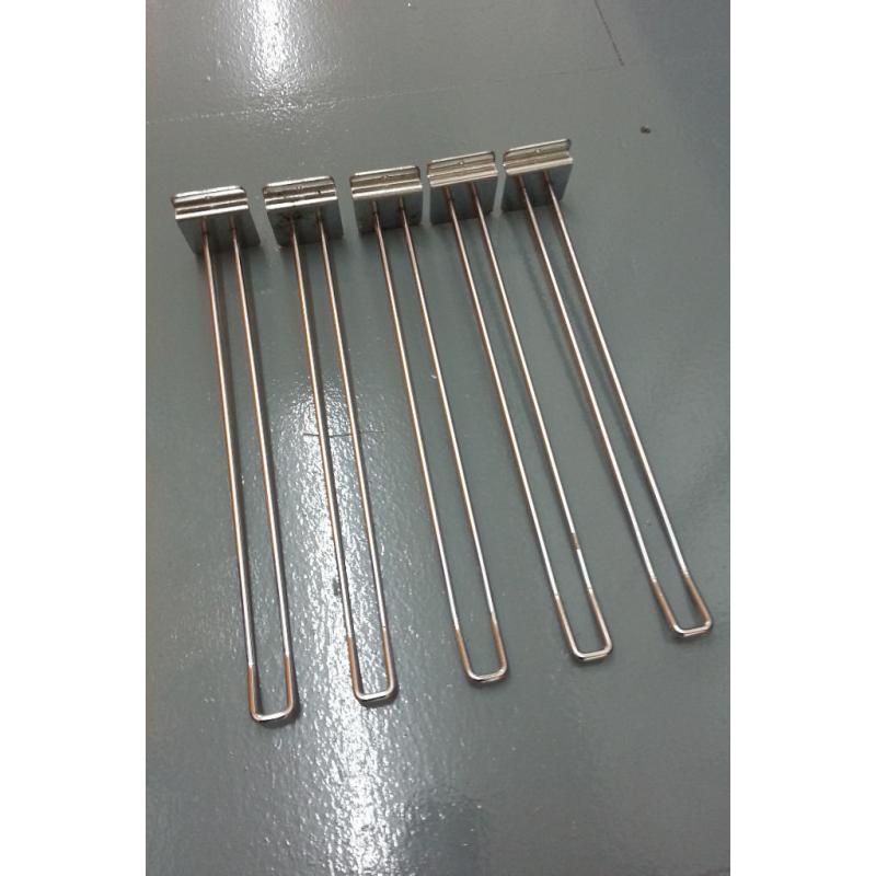 Slatwall Hooks, Prongs & Picture Hooks (325)