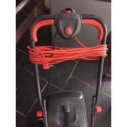 Flymo lawnmower RE320
