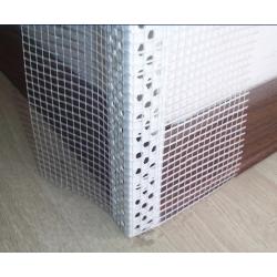 new corner beads 100x150 new in box x 50