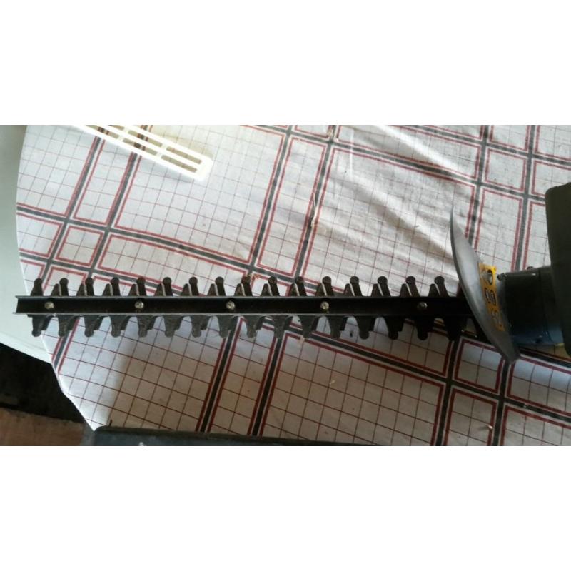 hedge trimmer