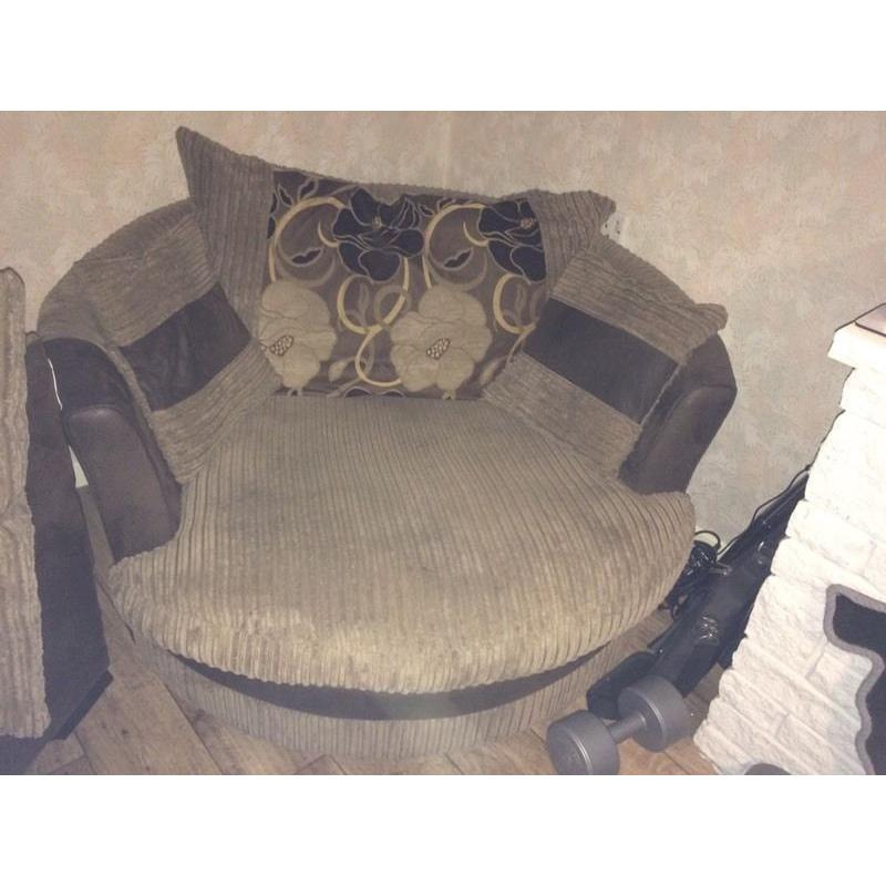 Cuddle chair