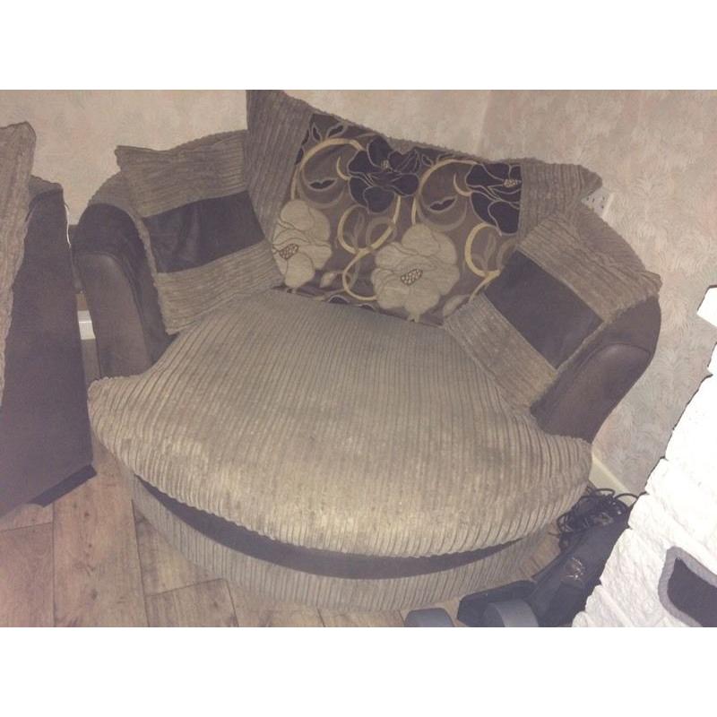Cuddle chair