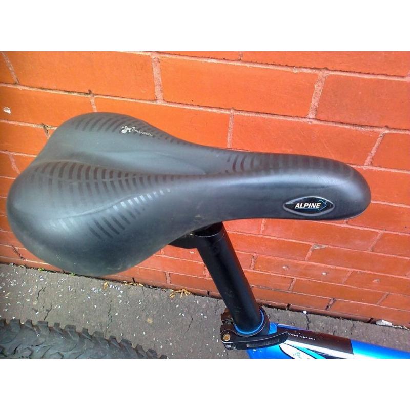 Decathlon - Rockrider 6,1 mountain bike - Aluminium frame !