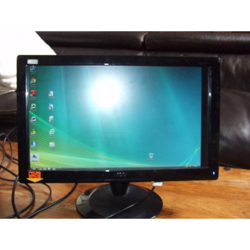 PC (COMPAC PHENOM TRIPLE CORE)KEYBOARD,MOUSE,MONITOR