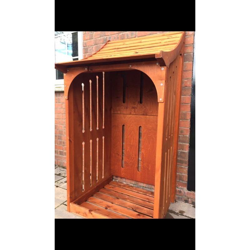 LOG STORE / LOG SHED OUTDOOR STORAGE