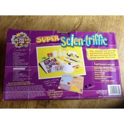 A RICHARD HAMMOND SUPER SCIENTRIFFIC BLAST LAB KIT AGE 10 & UP. - INCLUDES MANY PIECES&INSTRUCTIONS