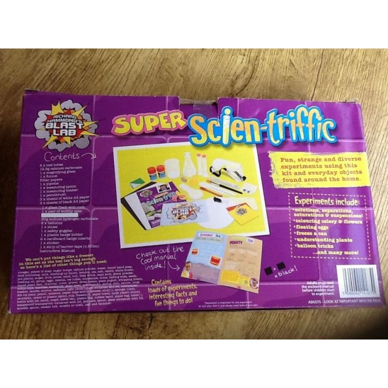 A RICHARD HAMMOND SUPER SCIENTRIFFIC BLAST LAB KIT AGE 10 & UP. - INCLUDES MANY PIECES&INSTRUCTIONS