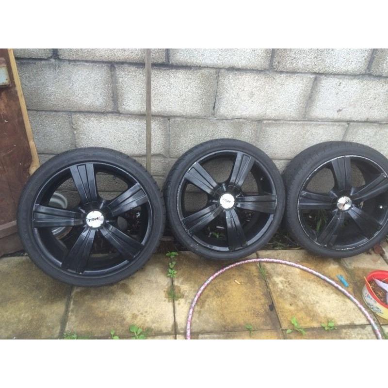 Oz alloy wheels 17 inch