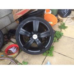 Oz alloy wheels 17 inch