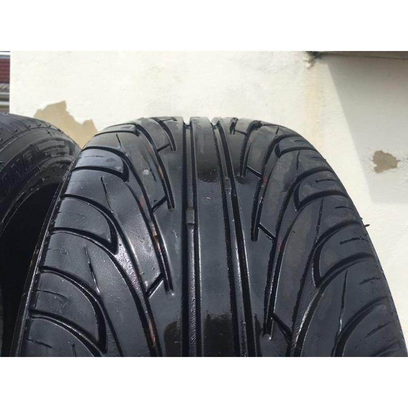 Tyres 205/40/17