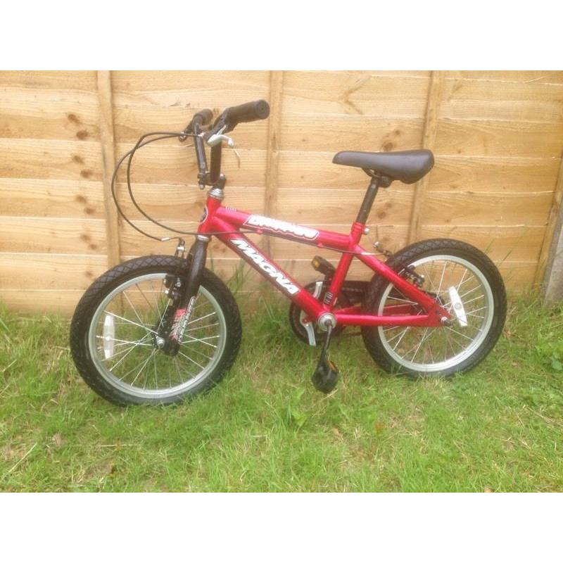 Boys Magna Damage BMX type bike