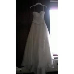 Size 8 Ivory Wedding Dress (Used)