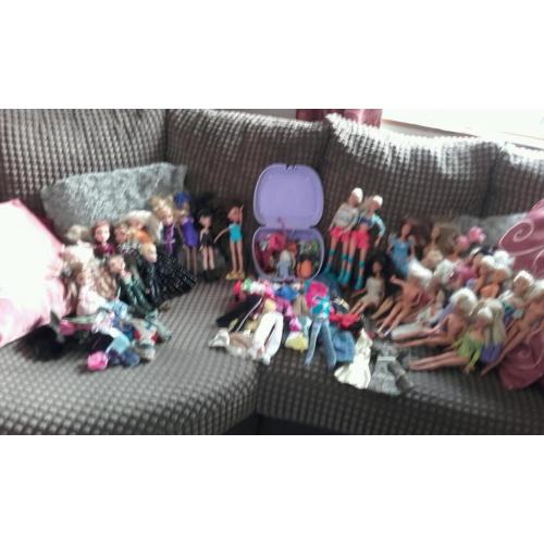 Barbie dolls and bratz dolls.