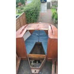 Fishing/day boat with inboard engine
