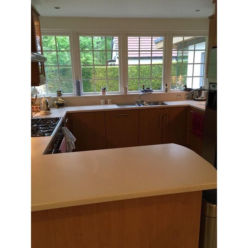 Fully fitted kitchen including integrated Siemens dishwasher