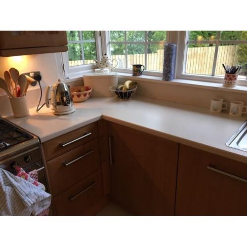 Fully fitted kitchen including integrated Siemens dishwasher