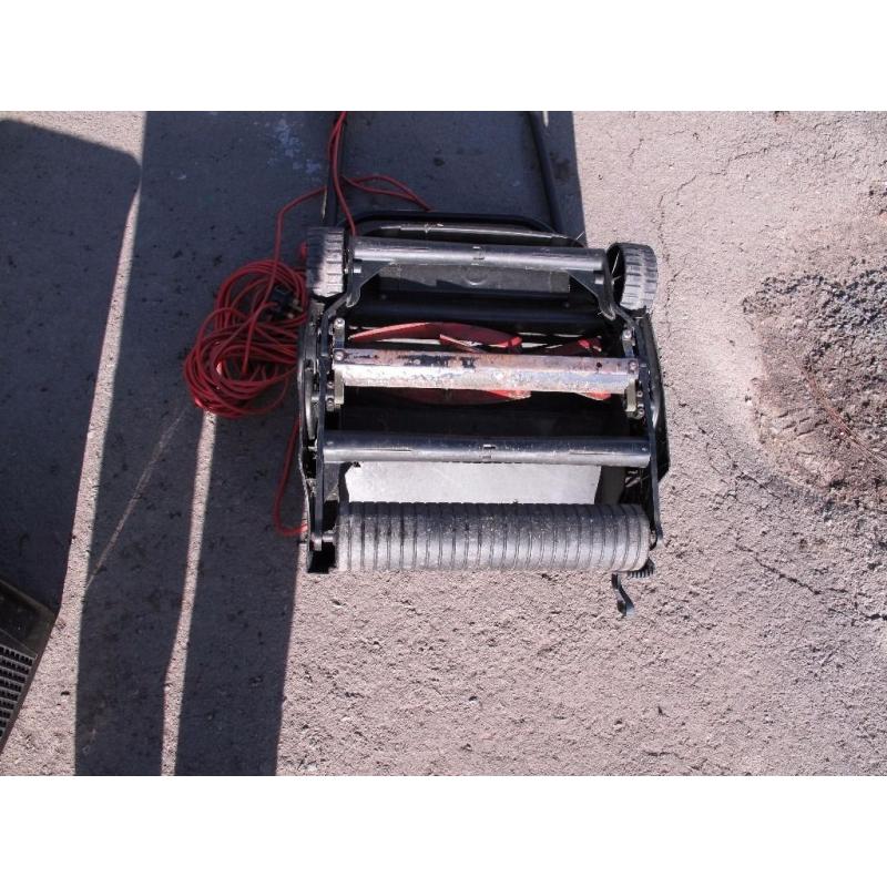 BOSCH electric lawnmower, 14" cut, good condition