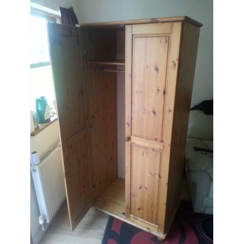 wardrobe, solid, very good quality