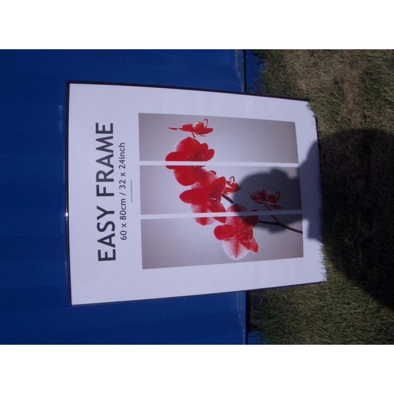 Black Picture Frame 60 x 80 cm AS NEW.
