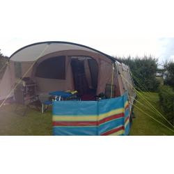 Out well Ohio L tent and accessories.