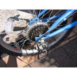 TRAX TFS-20 Kids bicycle, 20" wheels, F & R Suspension, Blue, 6 gears, pick up from Inverkip