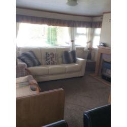 BARGAIN !! Lovely 2 bed caravan, GCH/DG, on Chesterfield country park, may PX