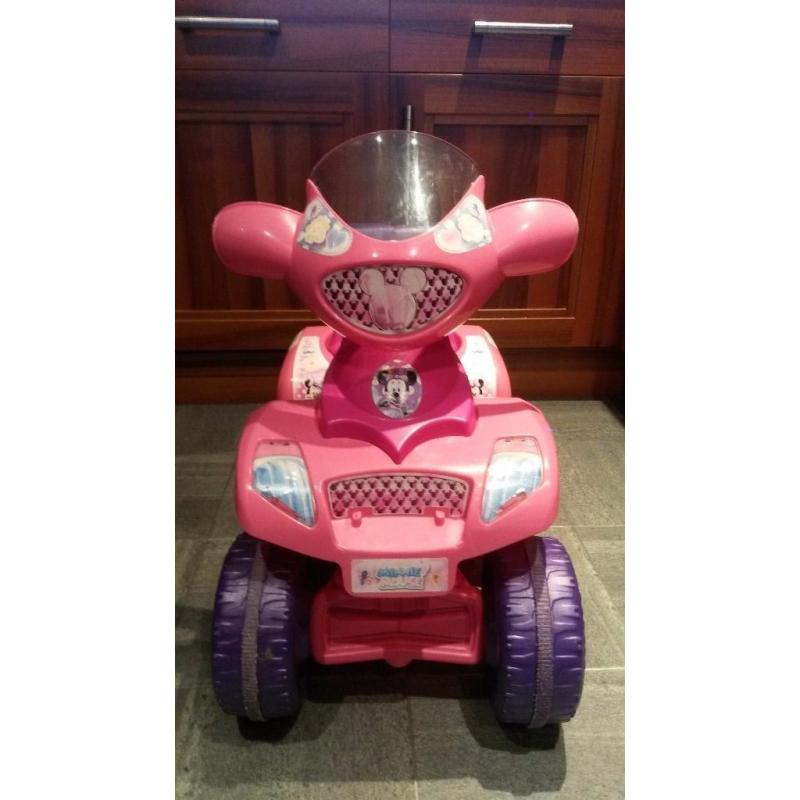 FEBER ELECTRIC 6V BATTERY POWERED MINNIE MOUSE QUAD BIKE
