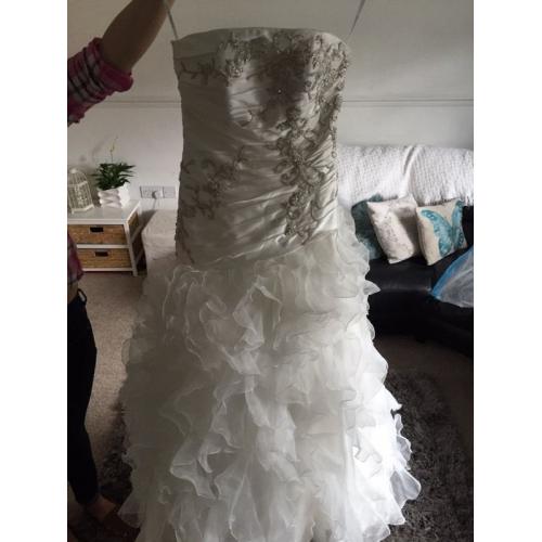 Wedding dress