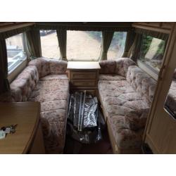LUNAR METEOR 2 BERTH CARAVAN - VERY CLEAN - NO DAMP - LIGHT WIEGHT - WITH AWNING