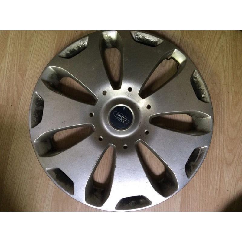 4 x 16" ford wheel trims