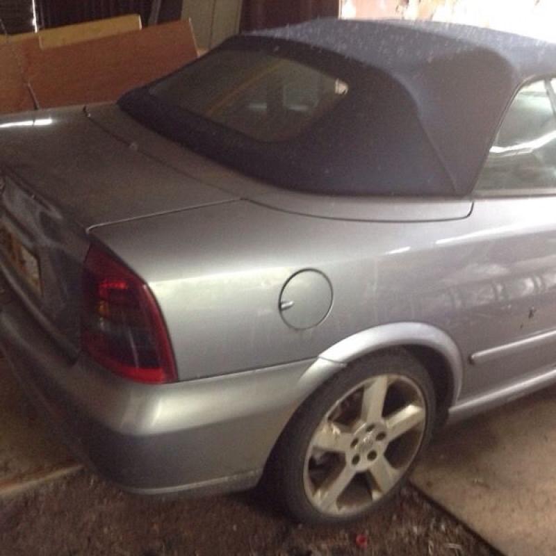 2006 ASTRA SOFTOP AND 2003 ASTRA COUPE ONE SWAP