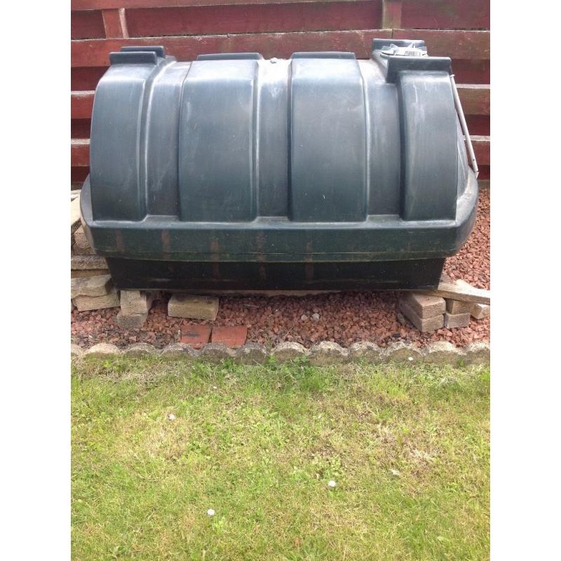 Central heating OIL, 600 litres, Kerosene, (inc 1200litre tank with brand new tankmaster valve)