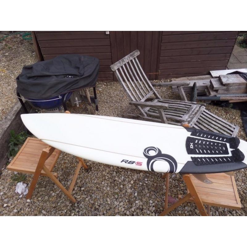 5'7 Resin8 Scoop shortboard surfboard very good condition *comes with all 6 fins*