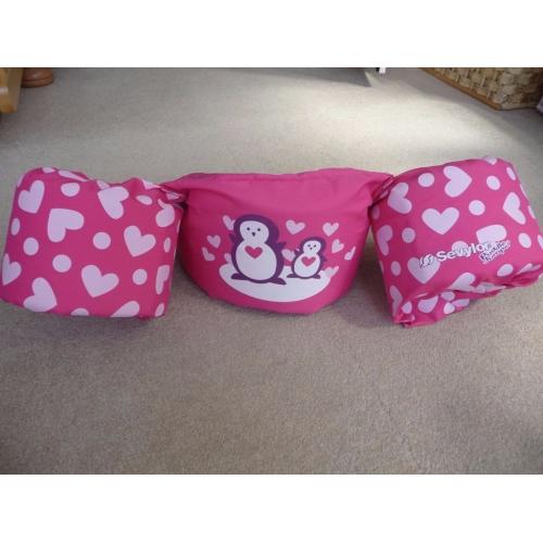 Swimming armbands & swim supports for sale.Suitable for boys/girls.All excellent condition.Some new