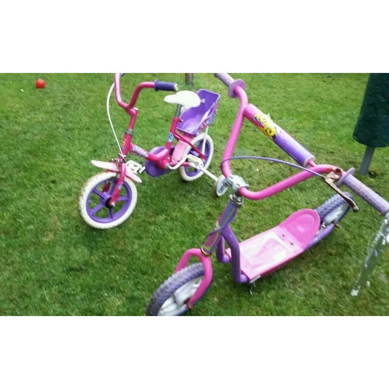Girls bike with stabilisers