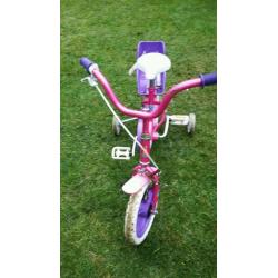 Girls bike with stabilisers