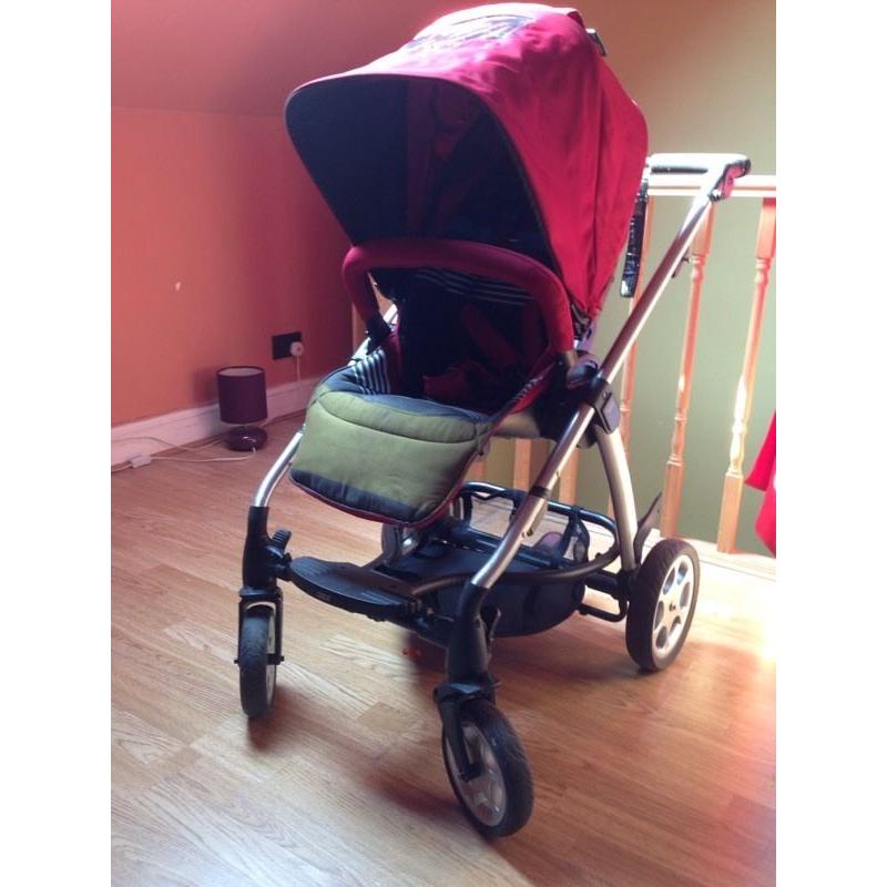 Mamasandpapas sola pushchair in Red.very little used.Excellent condition.Quick sale
