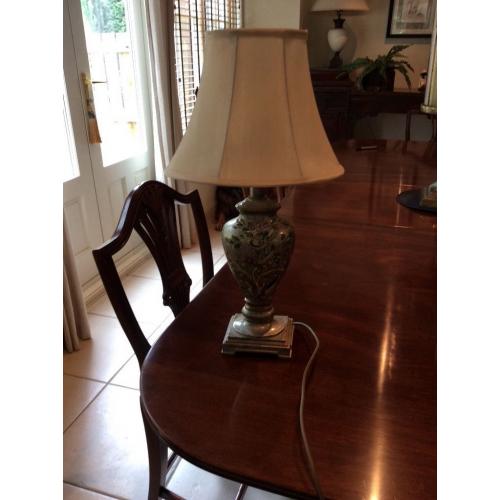 Table lamp