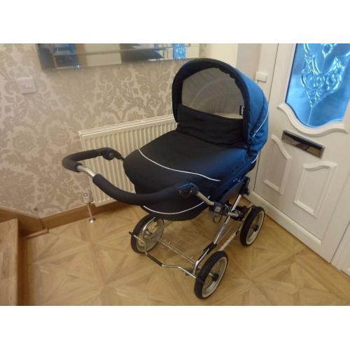 pram 3 in 1