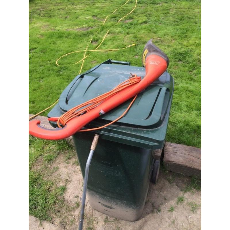 Garden strimmer