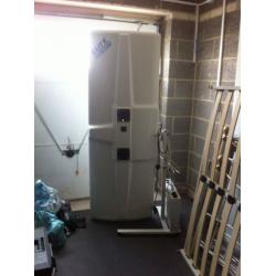 Single home use sunbed fast tan (9 minutes) 240 watt tubes nearly new
