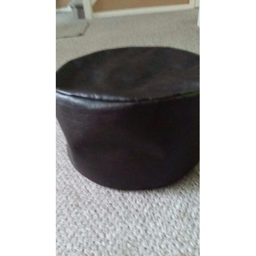 Brown beanbag / footrest leather effect