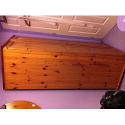 Pine double wardrobe