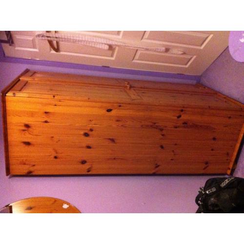 Pine double wardrobe