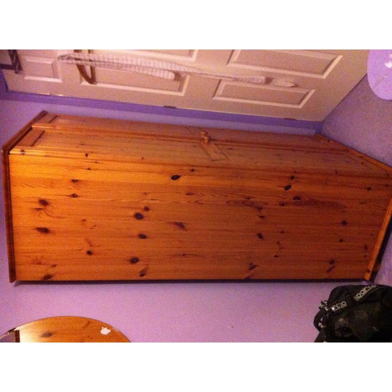 Pine double wardrobe