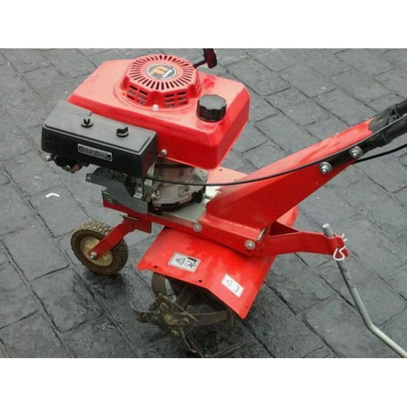 Rotavator 4hp in new condition petrol starts first time