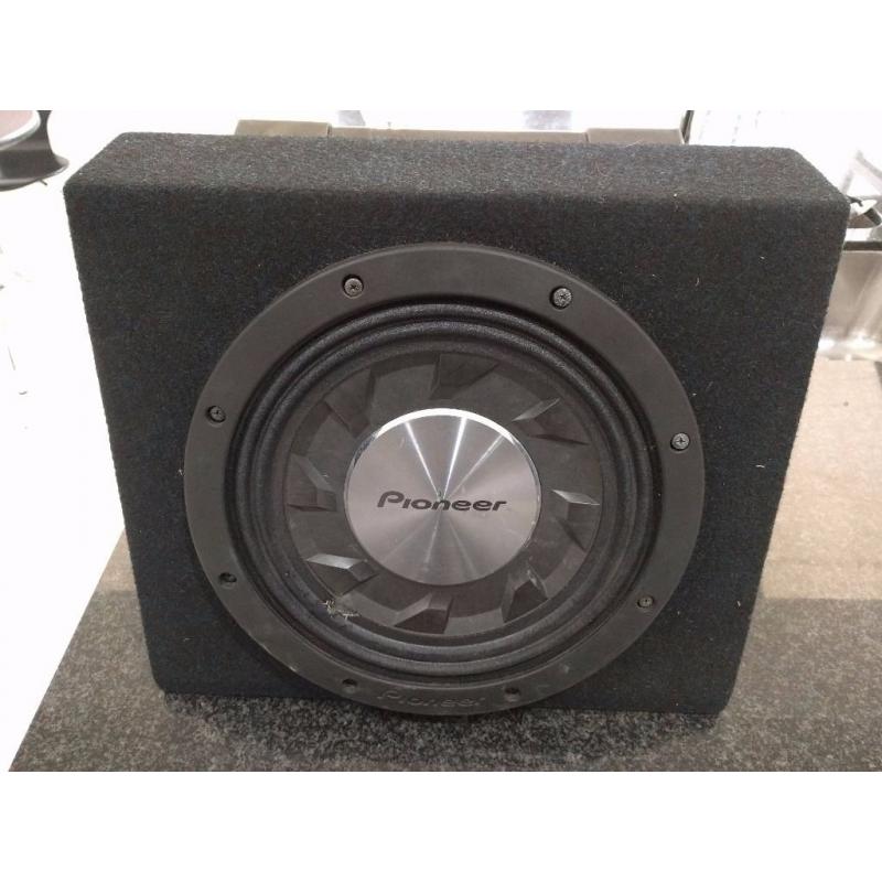 LOUD! Pioneer Shallow Sub, Amp, 6x9s, Head unit, Sub incl Box and accessories