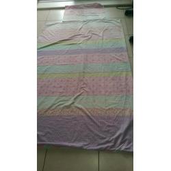 Girls bedroom set, reversible single duvet, curtains etc