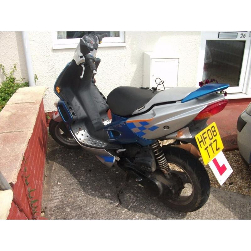 Peugeot speedfight 2 50cc 2008. Good condition, new clutch and rollers. 12 Months MOT.